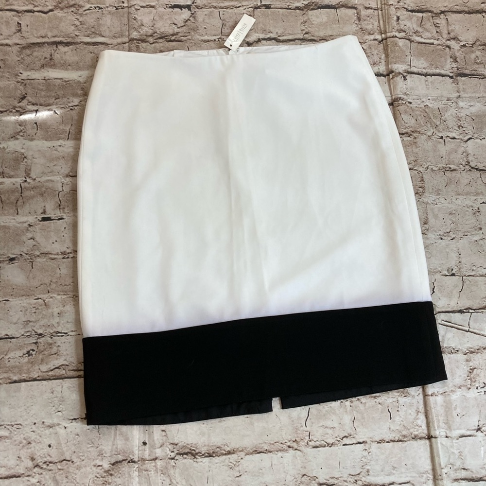 NWT White House Black market two-tone skirt size 2